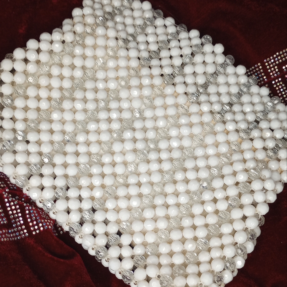 Vintage Hand Made In Hong Kong Elegant‎ White Beaded Handbag